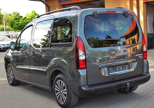 Peugeot Partner cena 28800 przebieg: 235000, rok produkcji 2013 z Kłobuck małe 466